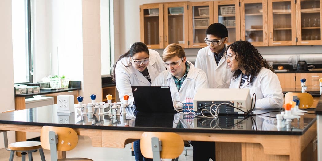 students working in a lab