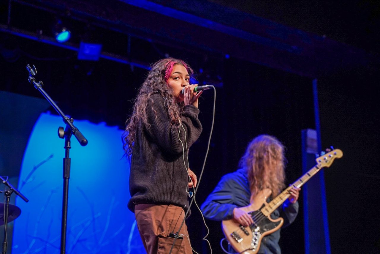 Indie rock singer Ambar Lucid.