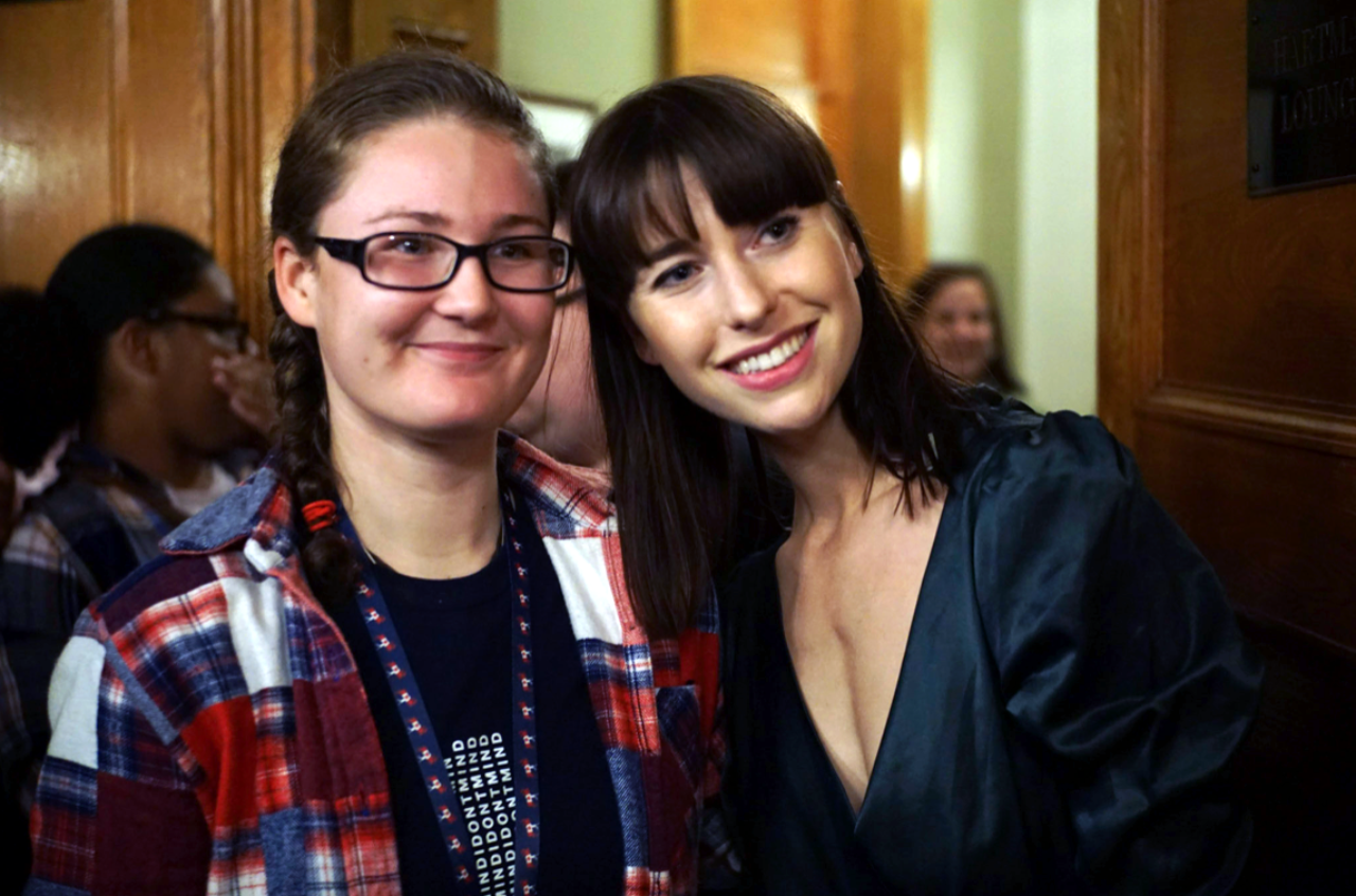 Kimbra poses with a student during the VIP meet-and-greet. (Photo by Ryan Silva)
