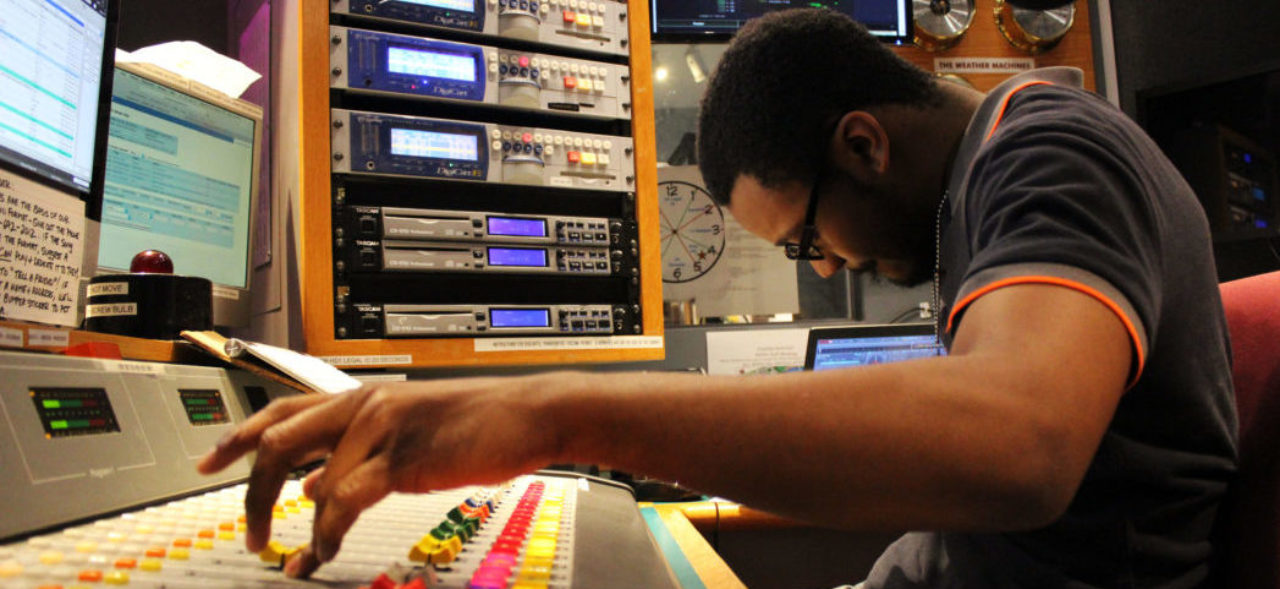 Moufatih Muhammad in the WFDU studio