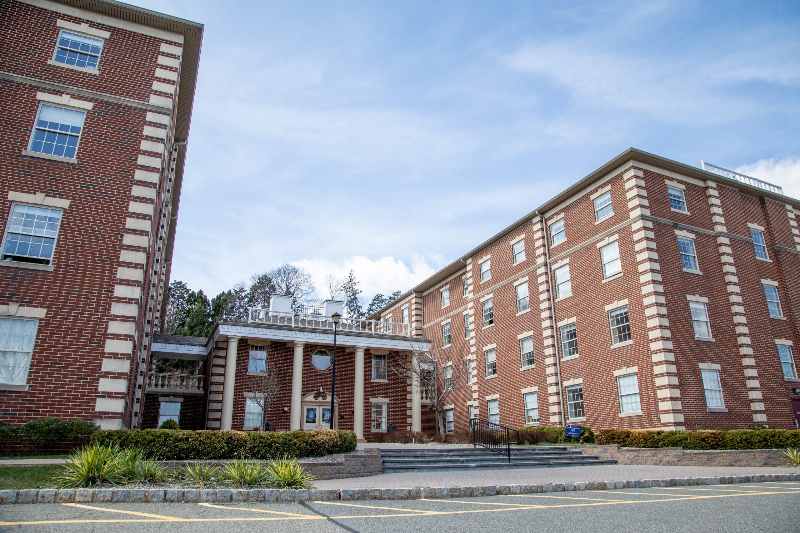 Park Ave Residence Hall