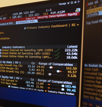 A close-up of a computer screen in the Bloomberg Business lab.