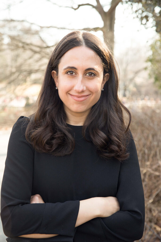 Kara Alaimo headshot