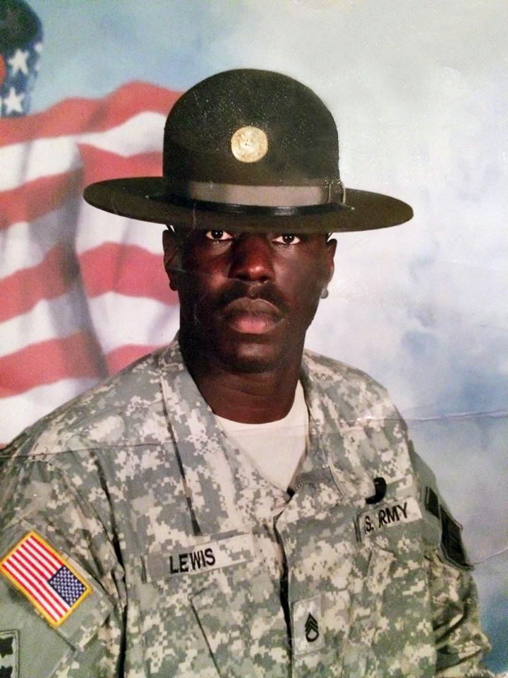 Portrait of a man wearing an Army uniform.