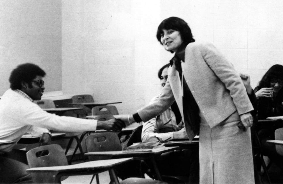 Professor Emerita of History and Political Science Helen Brudner in the classroom in 1985.