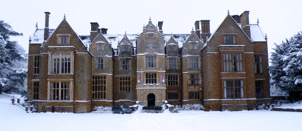 Wroxton Abbey in snow