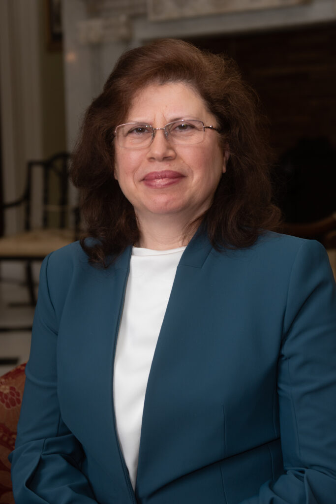 a headshot of a woman.