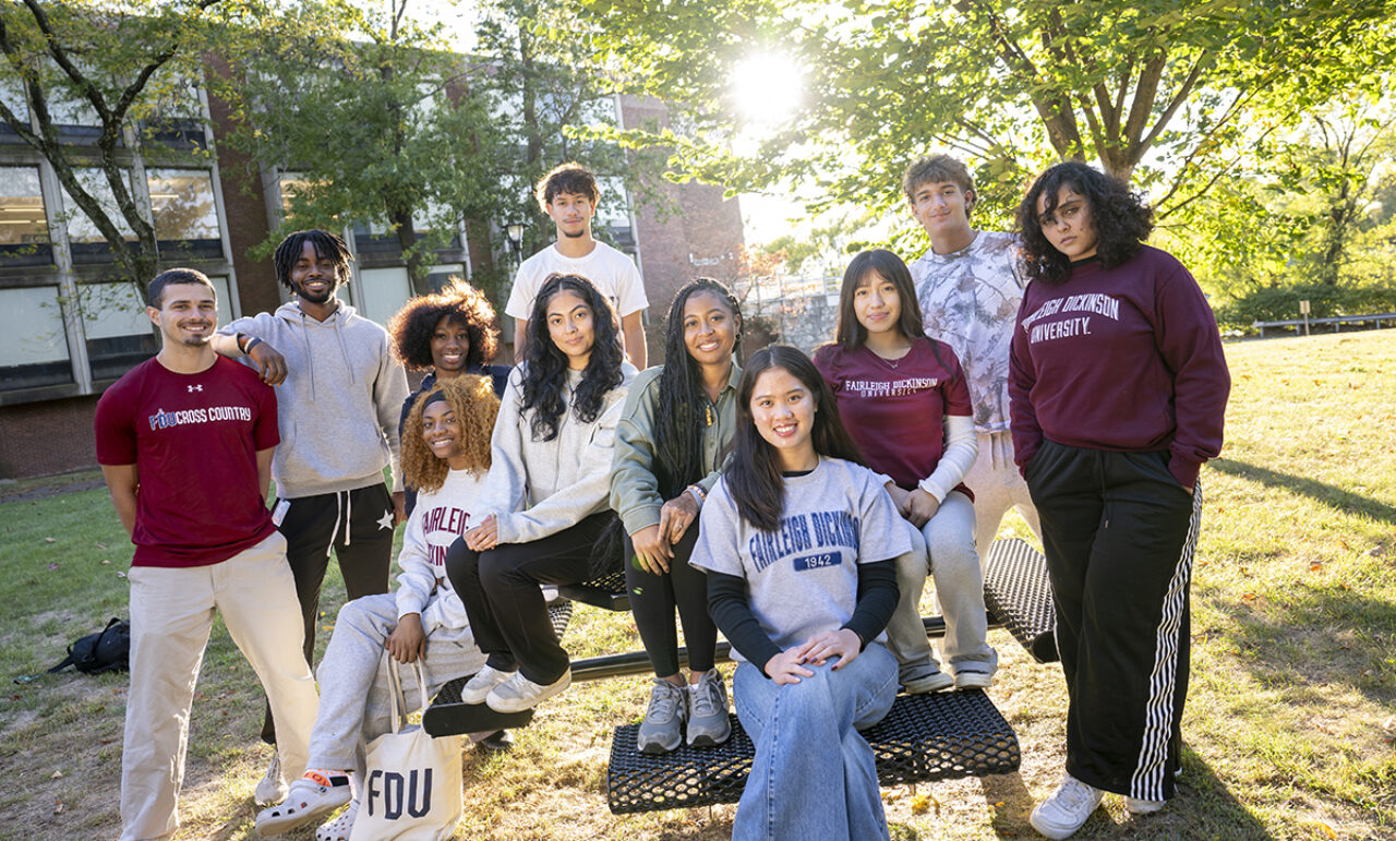 Eleven FDU students